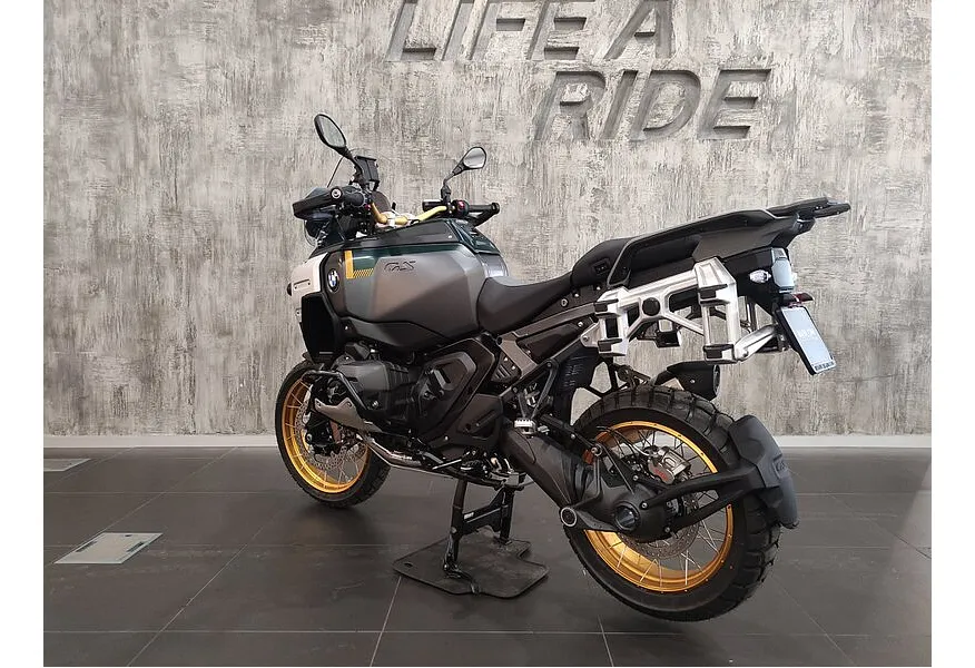 BMW Motorrad R 1300 GS Adventure R 1300 GS Adventure 1300 см³ (145) 1300 Зеленый в АВИЛОН. Слайд №5