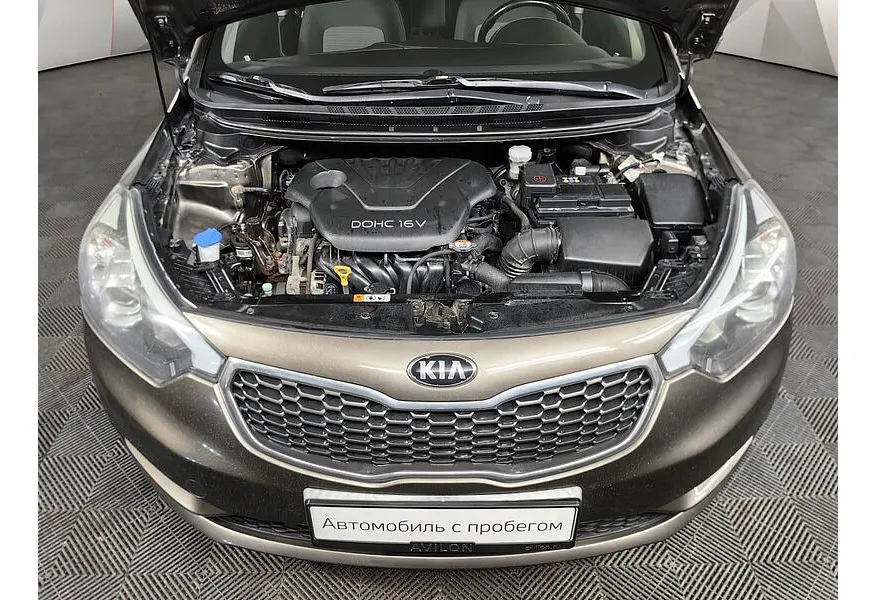 Kia Cerato 1.6 AT (130 л.с.) Бежевый в АВИЛОН. Слайд №11