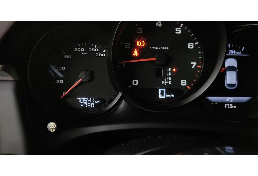 АВИЛОН - Porsche Macan 2.0 PDK AWD (252 л.с.) Коричневый - slide 18