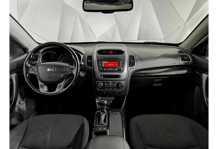 Kia Sorento 2.4 AT 4WD (175 л.с.) Luxe Бежевый в АВИЛОН. Слайд №14