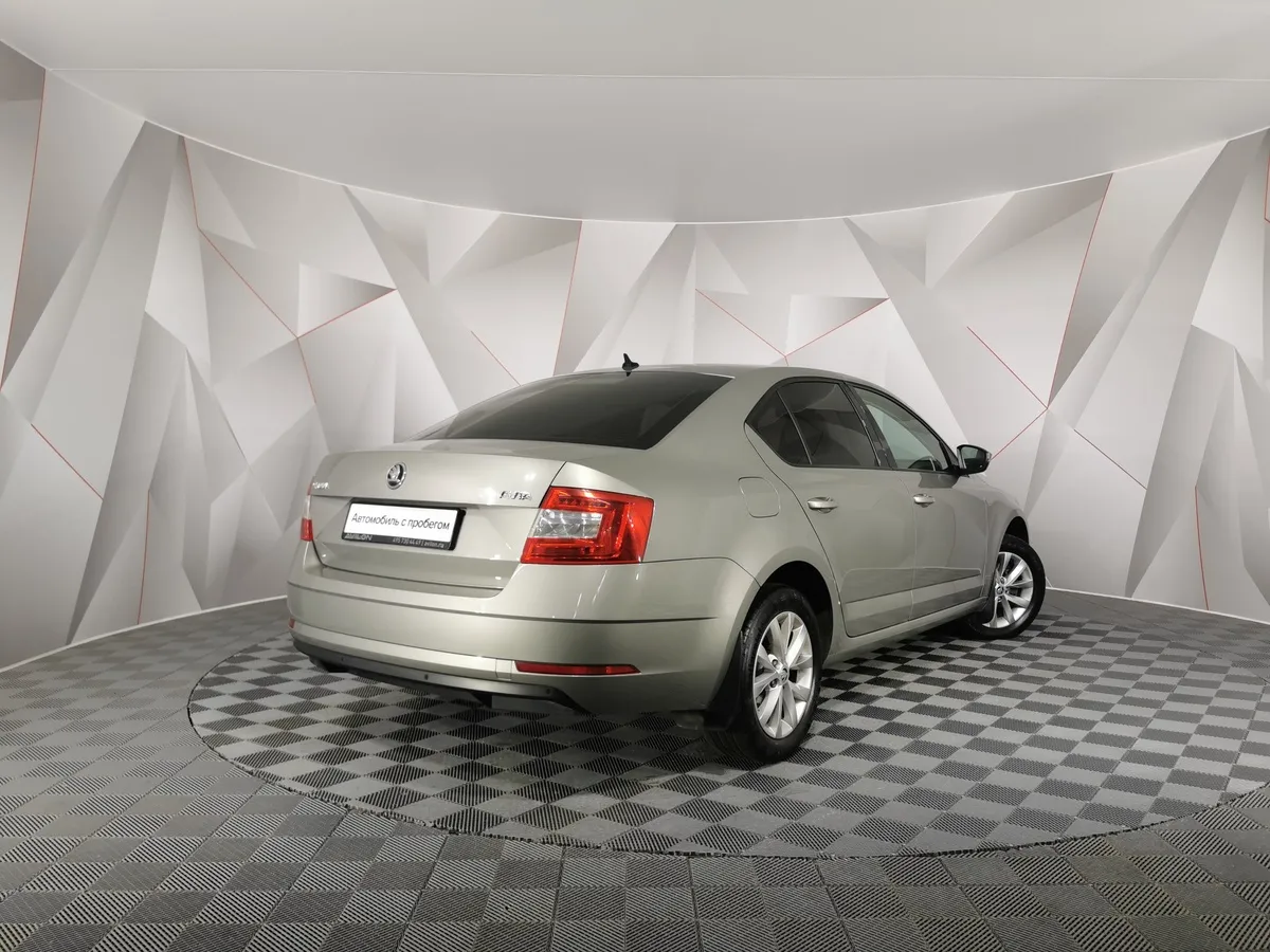 Skoda Octavia 1.6 MPI AT (110 л.с.) Бежевый в АВИЛОН. Слайд №2