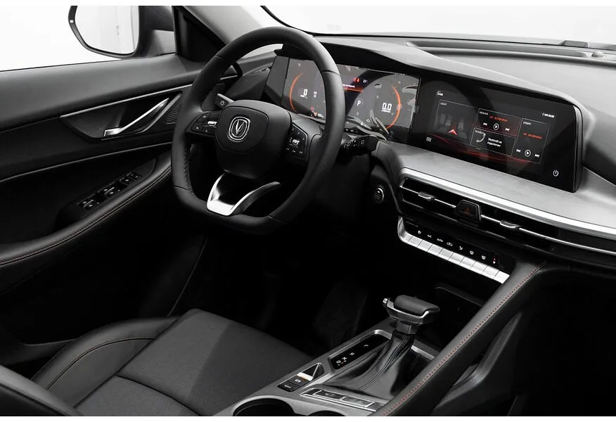 Changan CS35PLUS 1.4T 7DCT (149 л.с.) Tech Серебристый в АВИЛОН. Слайд №13