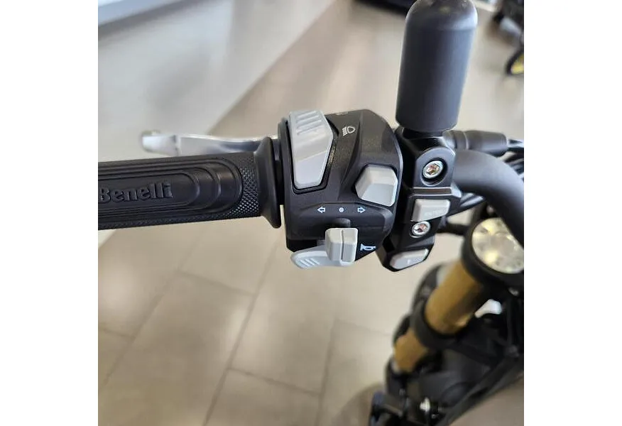 LIVE. Слайд №13