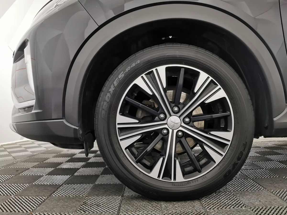Mitsubishi Eclipse Cross 1.5 CVT (150 л.с.) Instyle Черный в АВИЛОН. Слайд №9