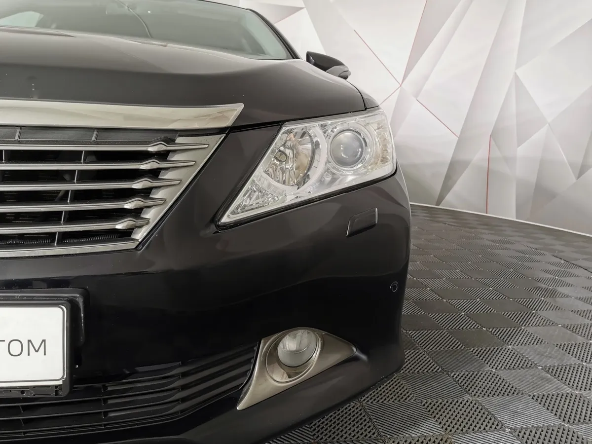 Toyota Camry 2.5 AT (181 л.с.) Классик Черный в АВИЛОН. Слайд №10