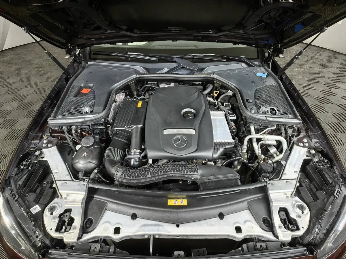 Mercedes-Benz E-Класс E 200 G-TRONIC (184 л.с.) Красный в АВИЛОН. Слайд №11