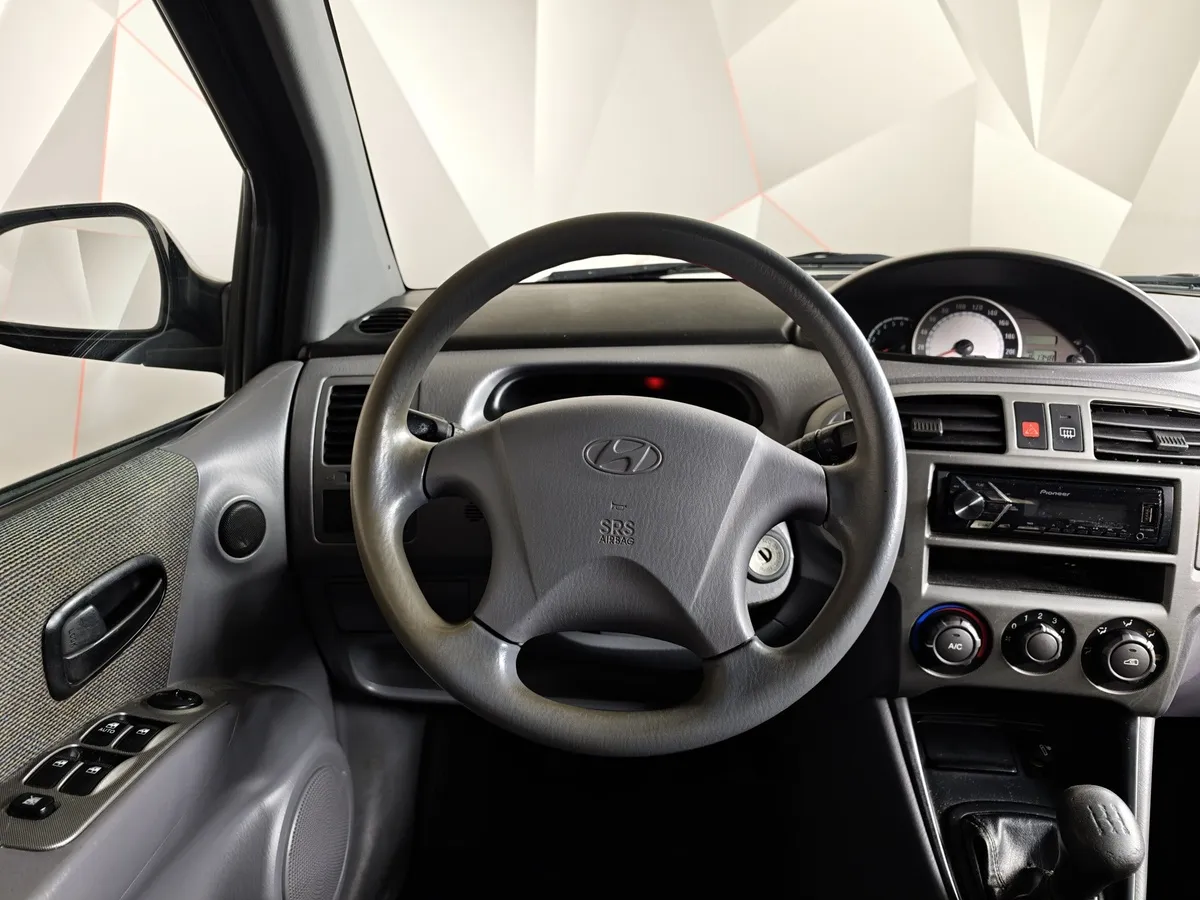 Hyundai Matrix 1.8 MT (122 л.с.) Черный в АВИЛОН. Слайд №17