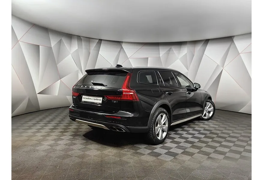 Volvo V60 Cross Country 2.0 T5 AT AWD (250 л.с.) Cross Country Plus Черный в АВИЛОН. Слайд №2