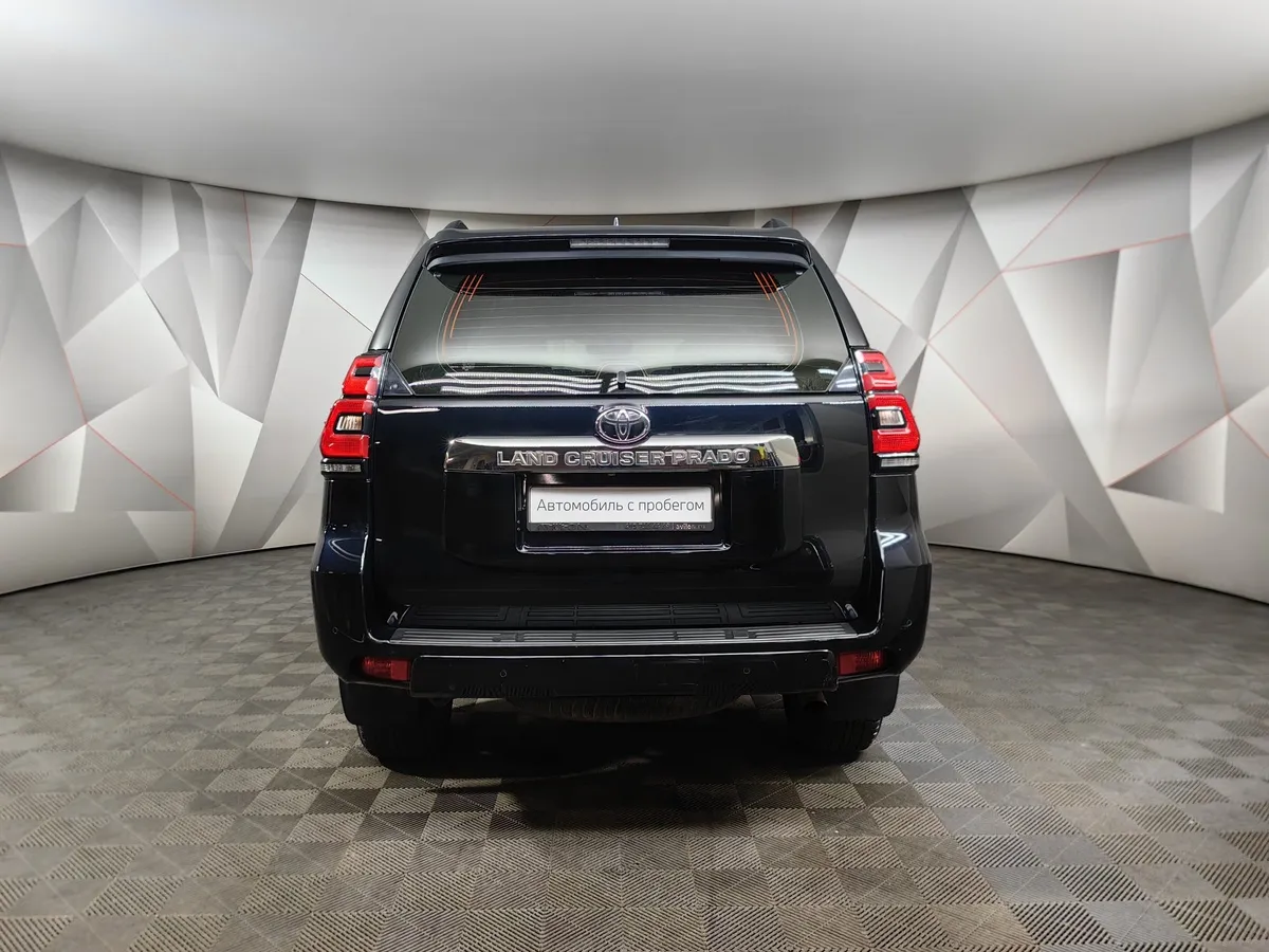 Toyota Land Cruiser Prado 4.0 AT AWD (249 л.с.) Черный в АВИЛОН. Слайд №8