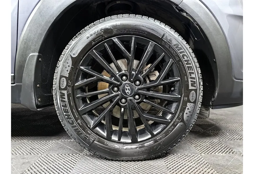 Hyundai Tucson 2.0 (150 л.с.) MPi-6AT-4WD Family Серый в АВИЛОН. Слайд №9