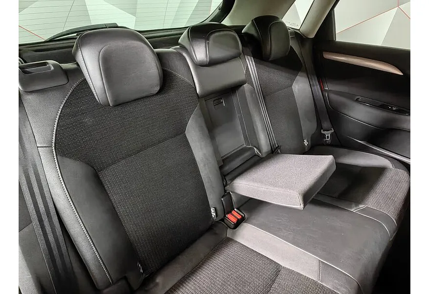 Citroen C4 1.6 VTi AT (120 л.с.) Красный в АВИЛОН. Слайд №15