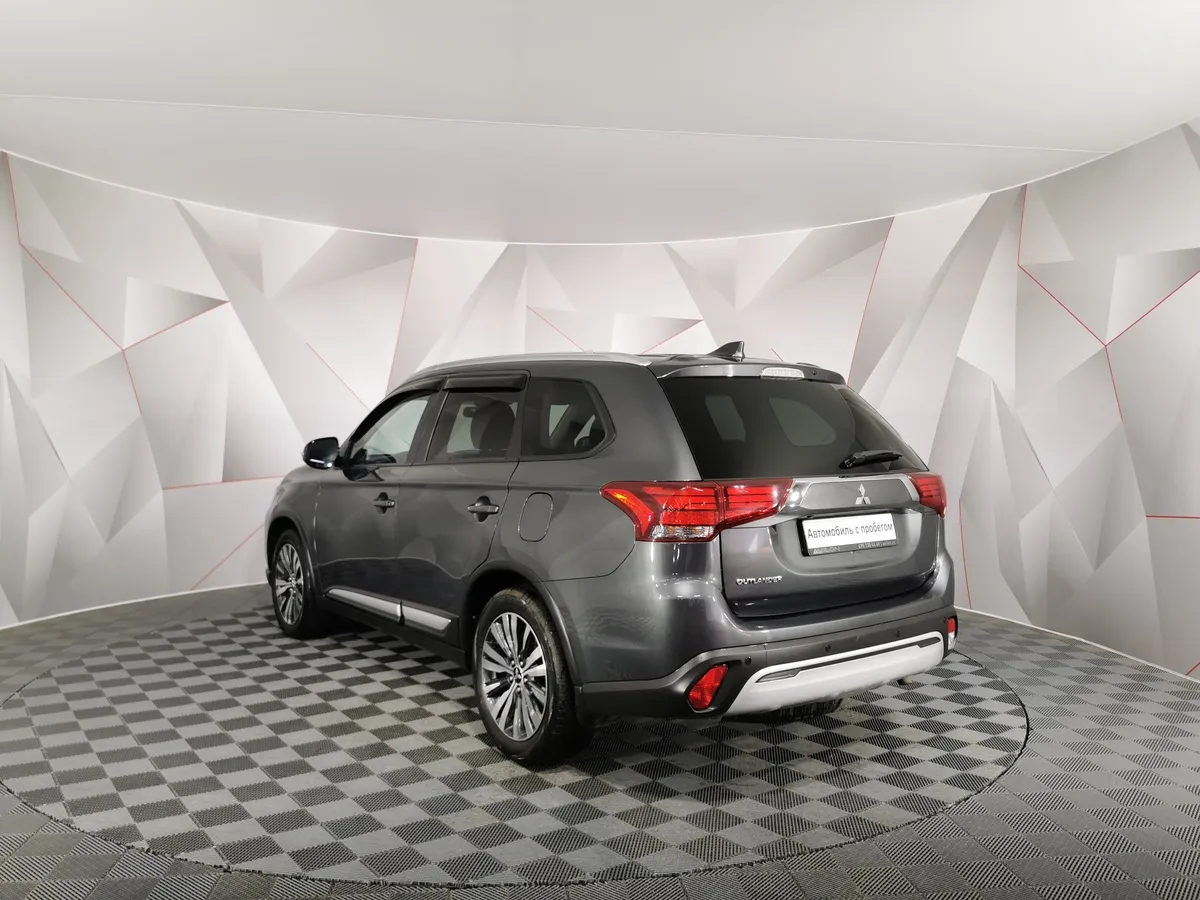 Mitsubishi Outlander 2.0 MIVEC CVT 2WD (146 л.с.) Intense Plus Серый в АВИЛОН. Слайд №4