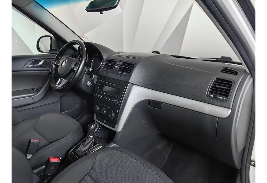 АВИЛОН - Skoda Yeti 1.8 TSI 4x4 DSG (152 л.с.) Белый - slide 11