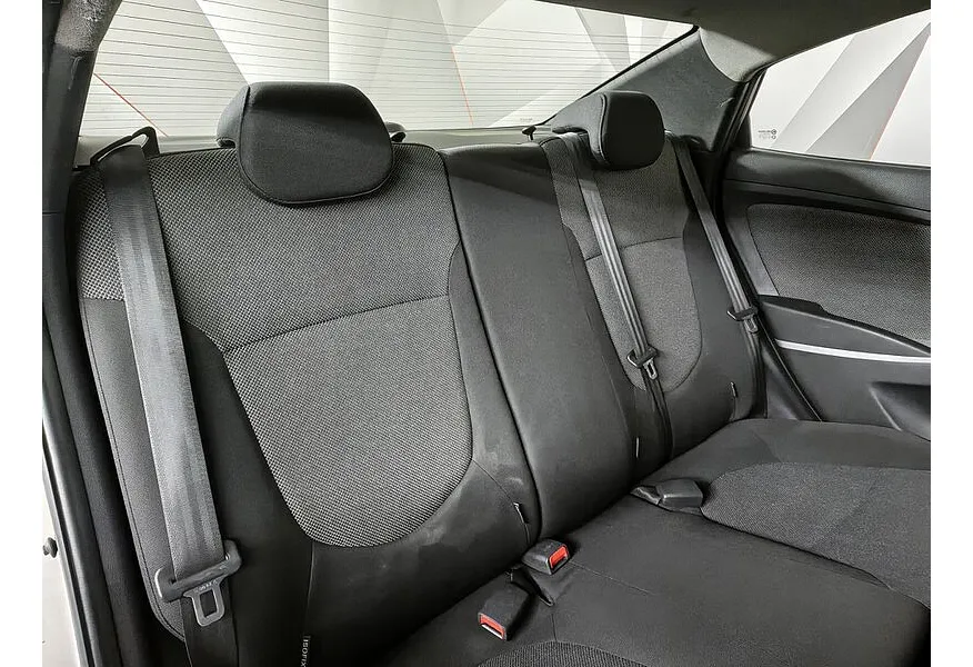 Hyundai Solaris 1.6 AT (123 л.с.) Active Plus Бежевый в АВИЛОН. Слайд №15
