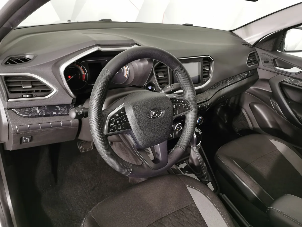 ВАЗ (Lada) Vesta 1.8 CVT (122 л.с.) Enjoy'24 Белый в АВИЛОН. Слайд №18