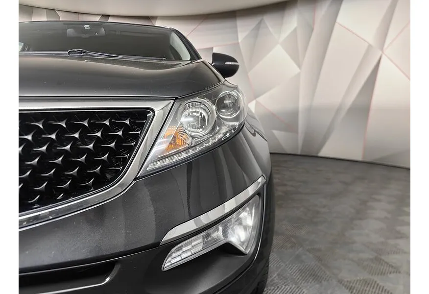 Kia Sportage 2.0 AT 4WD (150 л.с.) Luxe Черный в АВИЛОН. Слайд №10