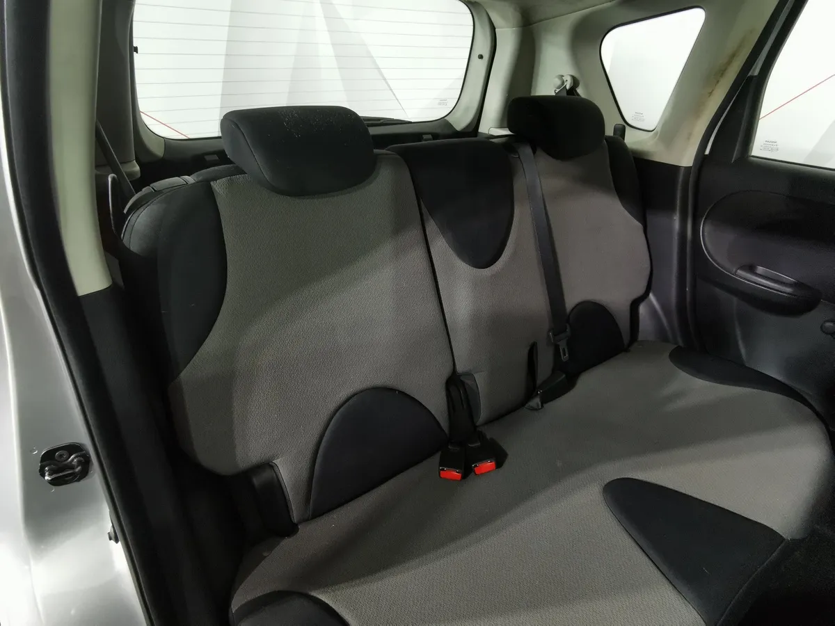 Nissan Note 1.6 MT (110 л.с.) Comfort Серебристый в АВИЛОН. Слайд №17