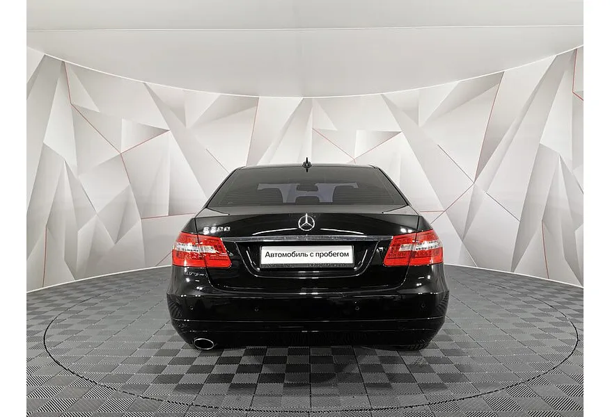 LIVE. Слайд №6