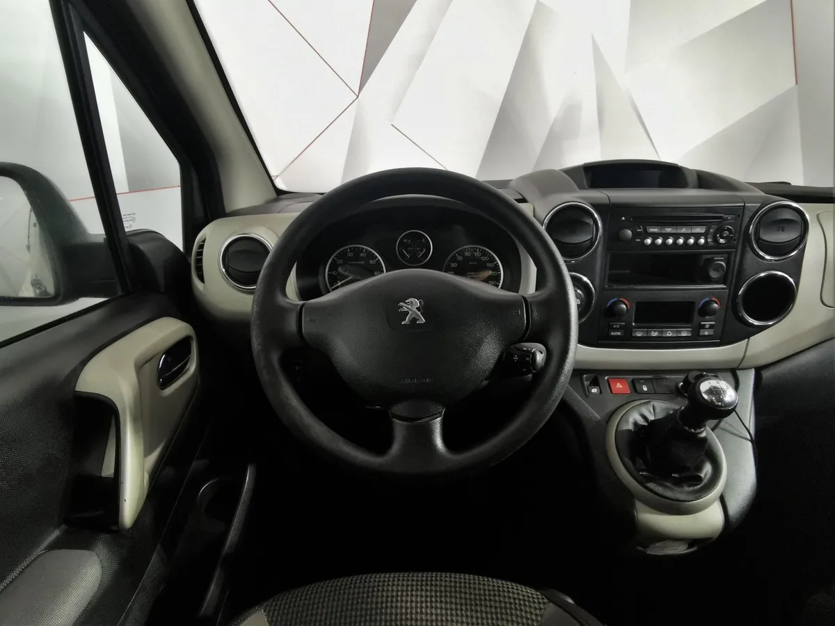 Peugeot Partner 1.6 HDi MT (90 л.с.) Коричневый в АВИЛОН. Слайд №18