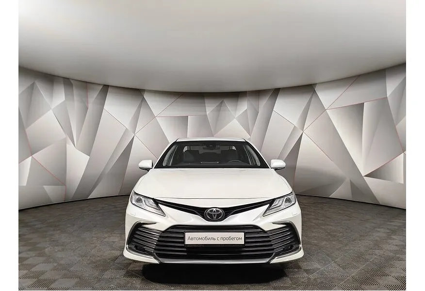 Toyota Camry 2.5 AT (200 л.с.) Белый в АВИЛОН. Слайд №7