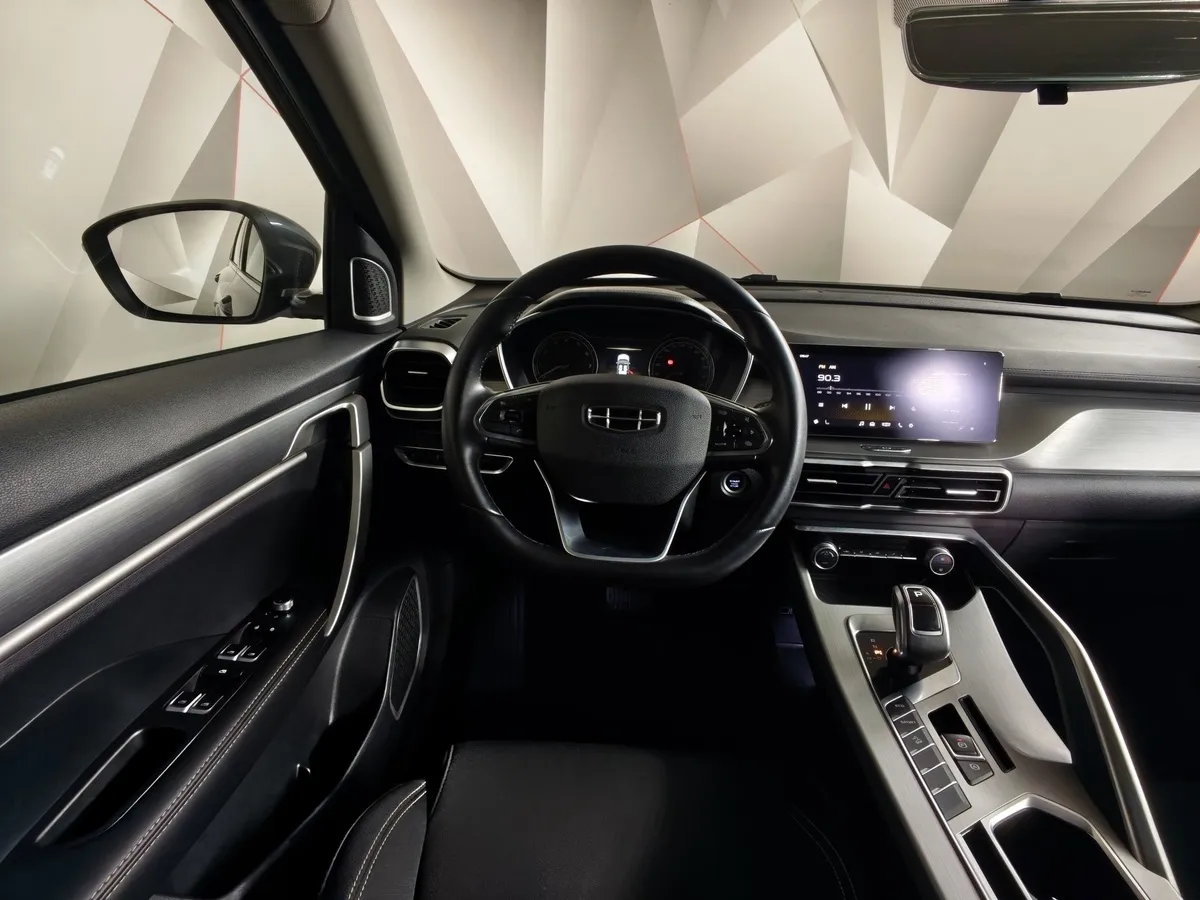 Geely Coolray 1.5T 7DCT 2WD (150 л.с.) Comfort Серый в АВИЛОН. Слайд №20
