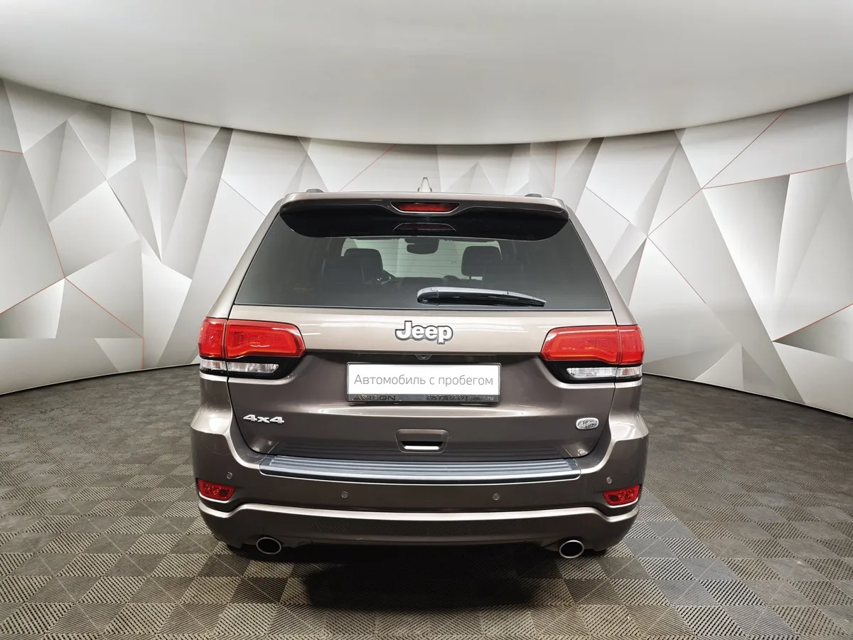 Jeep Grand Cherokee 3.6 AT AWD (286 л.с.) Overland Коричневый в АВИЛОН. Слайд №8