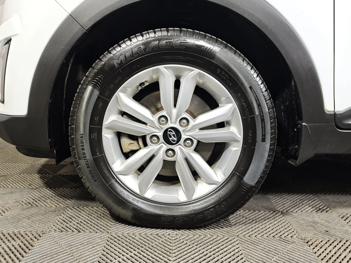Hyundai Creta 2.0 AT (149 л.с.) Travel + Advanced Белый в АВИЛОН. Слайд №9