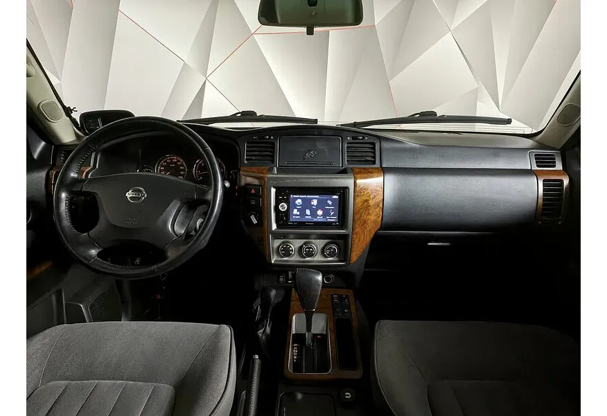 Nissan Patrol 3.0 Di AT (160 л.с.) Черный в АВИЛОН. Слайд №12