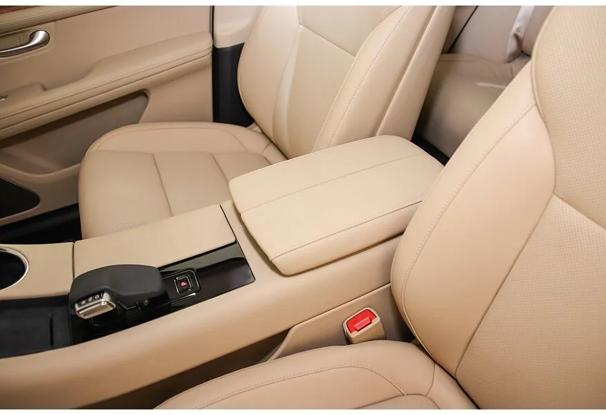 Seres M5 1.5 AT 4WD (496 л.с.) Premium Черный в АВИЛОН. Слайд №10