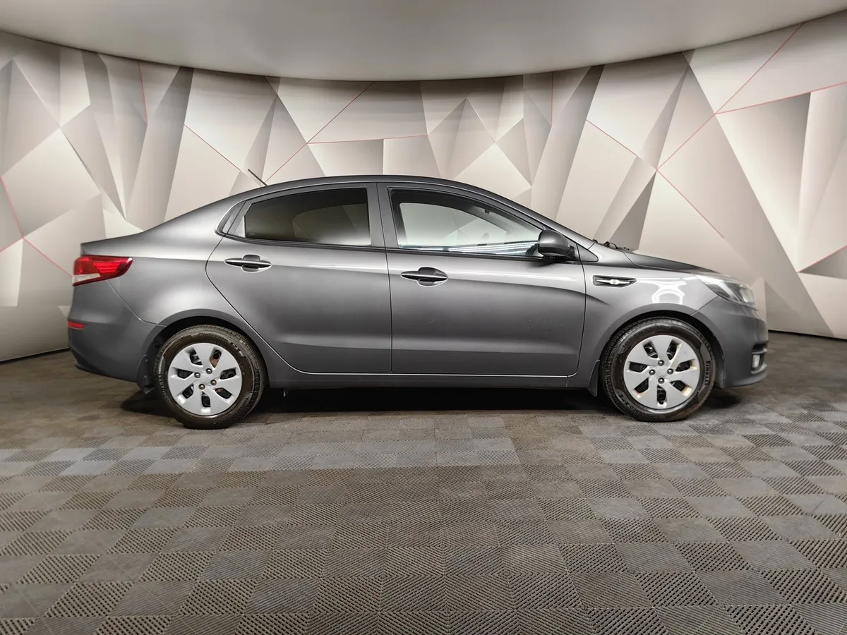 Kia Rio 1.6 AT (123 л.с.) Comfort Серый в АВИЛОН. Слайд №6