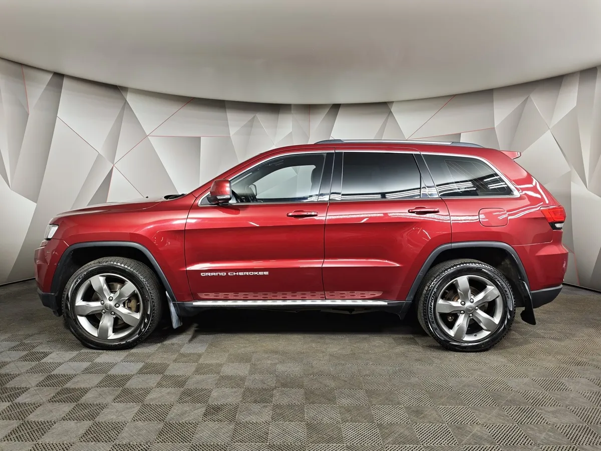 Jeep Grand Cherokee 3.0 TD AT (241 л.с.) Красный в АВИЛОН. Слайд №5