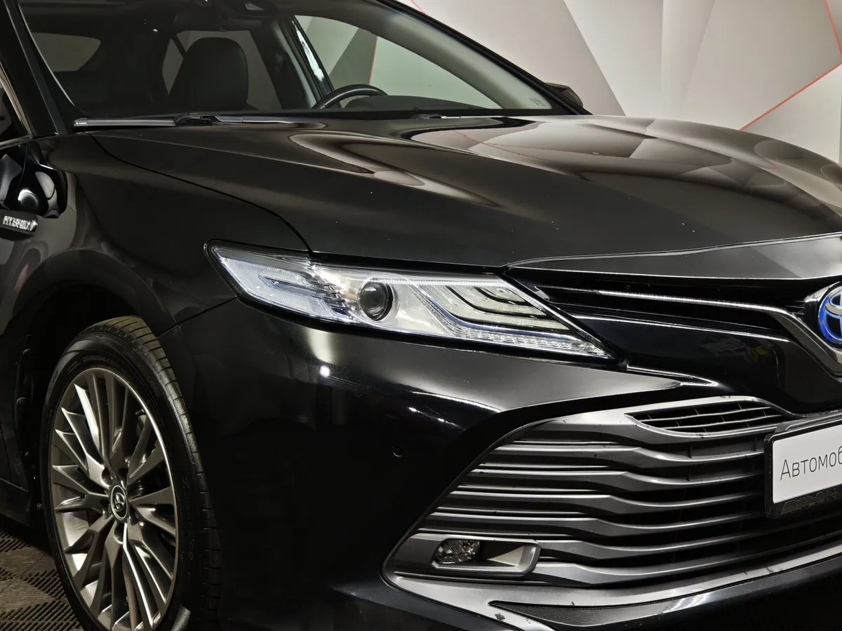Toyota Camry 2.5 AT (200 л.с.) Черный в АВИЛОН. Слайд №10