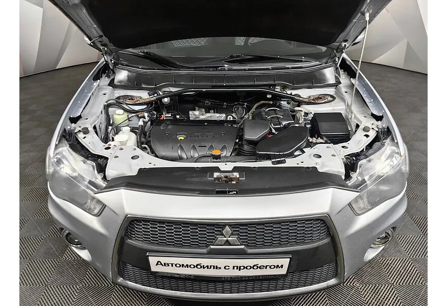 АВИЛОН - Mitsubishi Outlander 2.0 MT 2WD (147 л.с.) Серебристый - slide 15