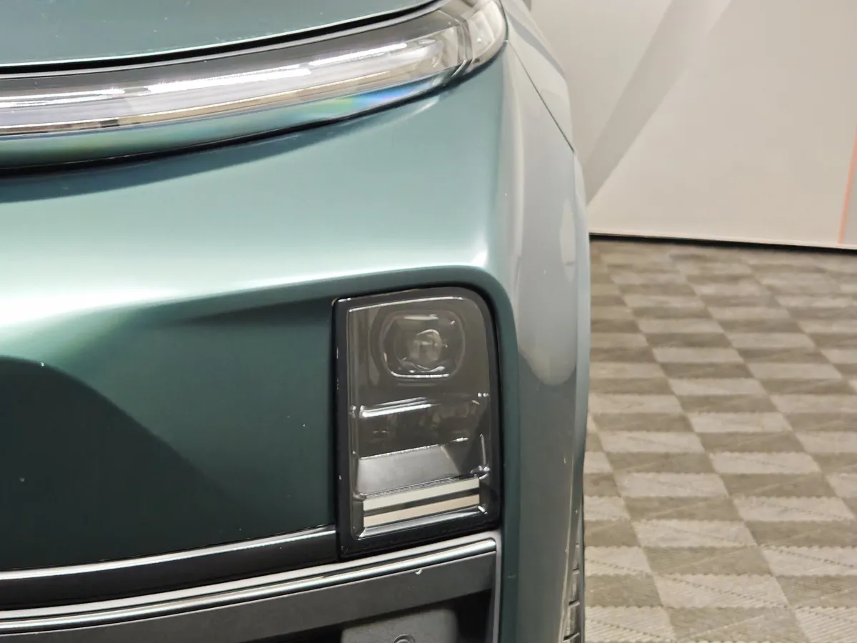 Li Auto L9 1.5 AT 4WD (449 л.с.) Ultra Зеленый в АВИЛОН. Слайд №10