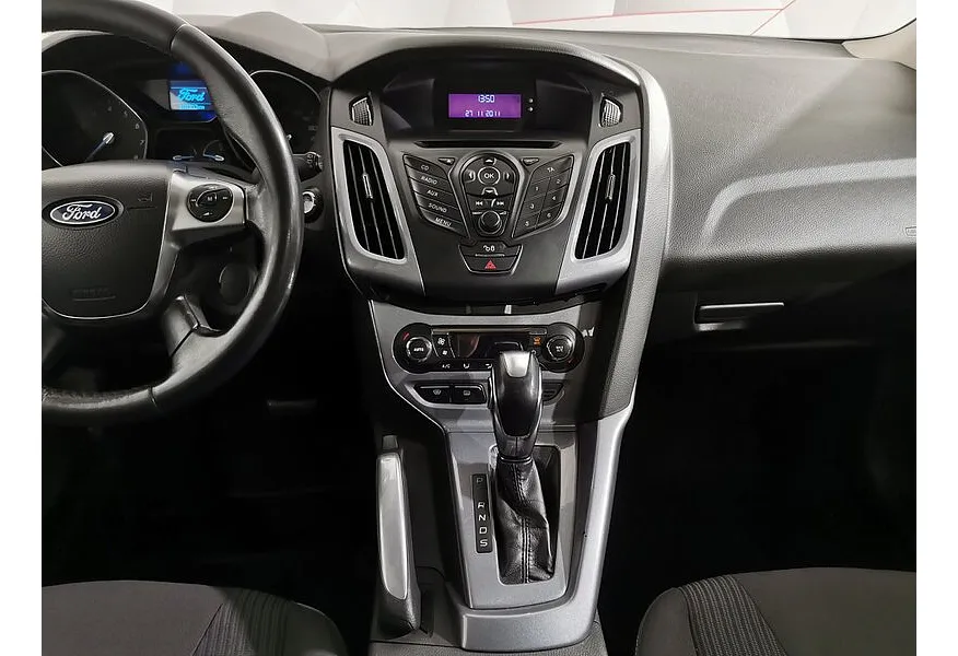 Ford Focus 1.6 PowerShift (125 л.с.) Titanium Серебристый в АВИЛОН. Слайд №15