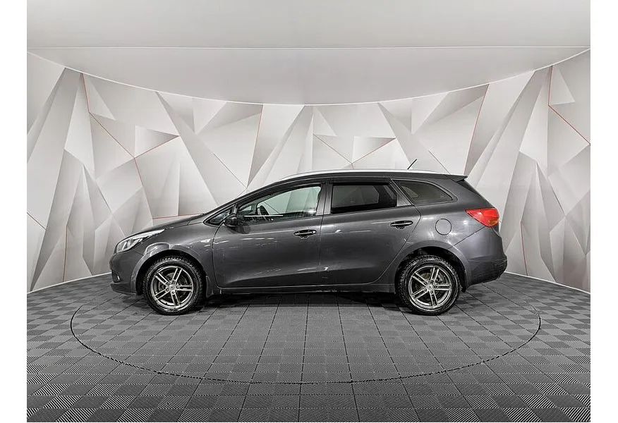 Kia Ceed 1.6 AT (130 л.с.) Classic Серый в АВИЛОН. Слайд №5
