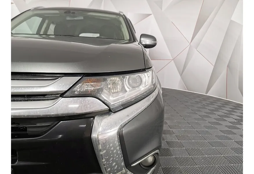 Mitsubishi Outlander 2.0 CVT 4WD (146 л.с.) Серый в АВИЛОН. Слайд №10