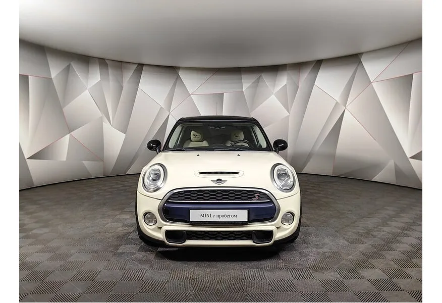 Mini 5 дверей 2.0 AT (192 л.с.) Белый в АВИЛОН. Слайд №3