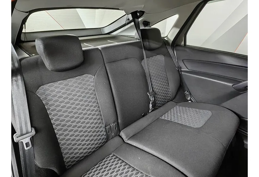 ВАЗ (Lada) Granta 1.6 MT 8кл (82 л.с.) Серый в АВИЛОН. Слайд №15