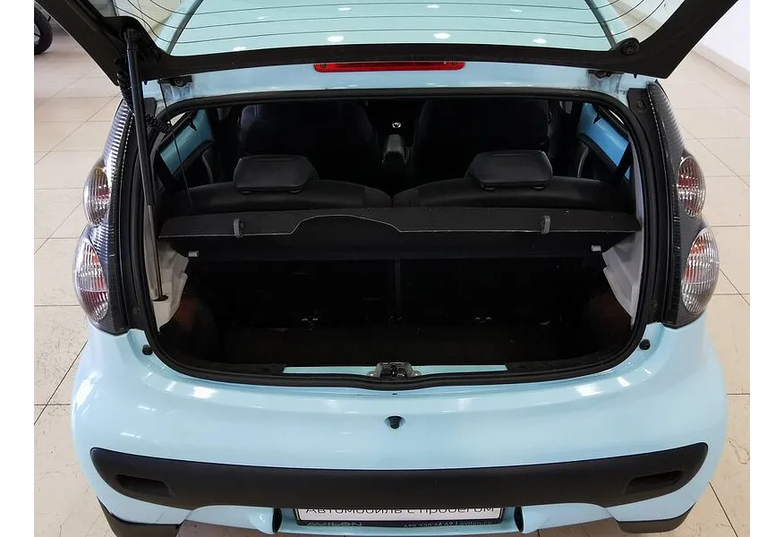 Citroen C1 1.0 MT (68 л.с.) Голубой в АВИЛОН. Слайд №11