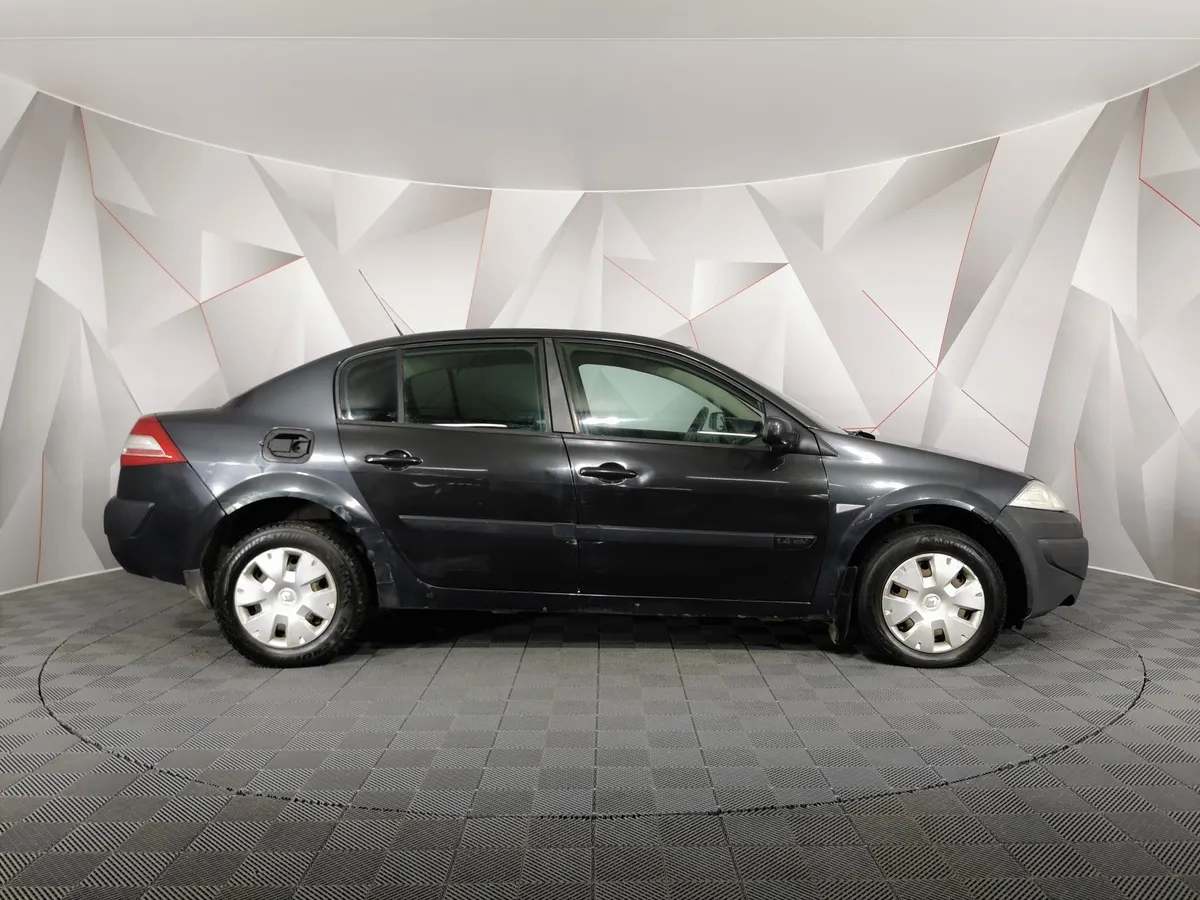 Renault Megane 1.6 MT (115 л.с.) Серый в АВИЛОН. Слайд №6