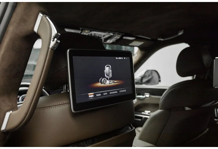 AURUS Komendant 4.4 AWD AT (598 л.с.) Черный в АВИЛОН. Слайд №8