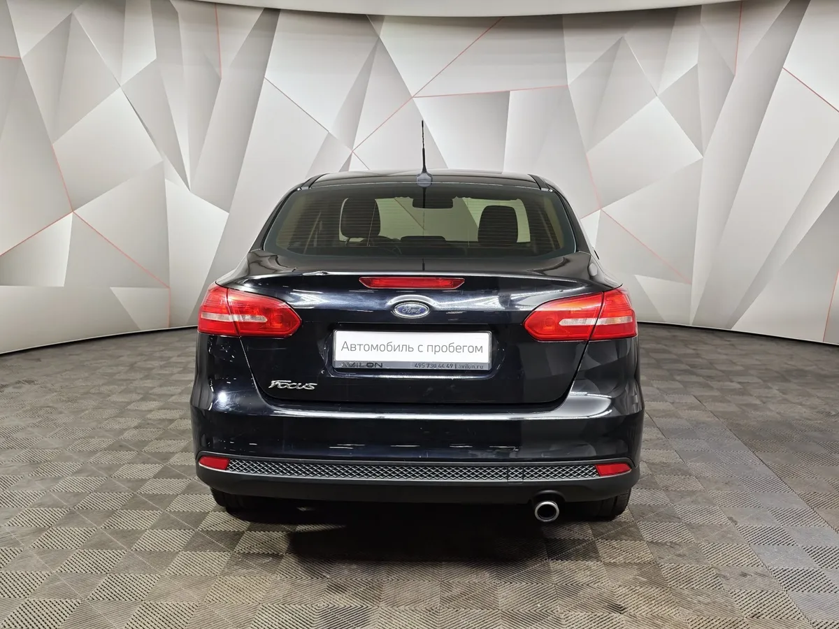 Ford Focus 1.5 EcoBoost AT (150 л.с.) Titanium Черный в АВИЛОН. Слайд №8