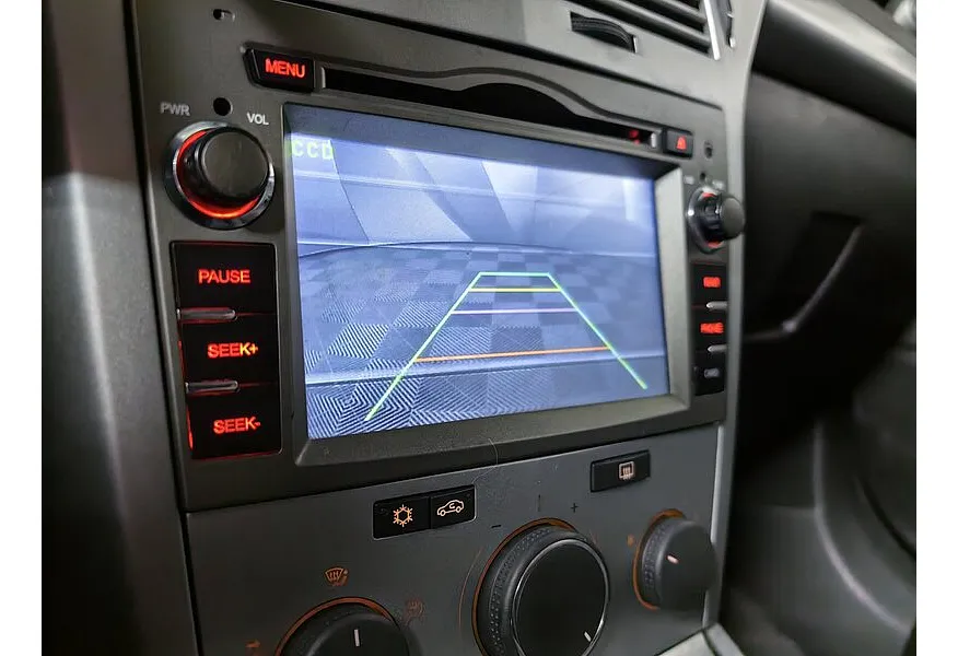 Opel Astra 1.8 AT (140 л.с.) base Белый в АВИЛОН. Слайд №19