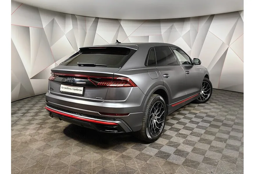 Audi Q8 45 TDI Tiptronic quattro (249 л.с.) Серый в АВИЛОН. Слайд №2