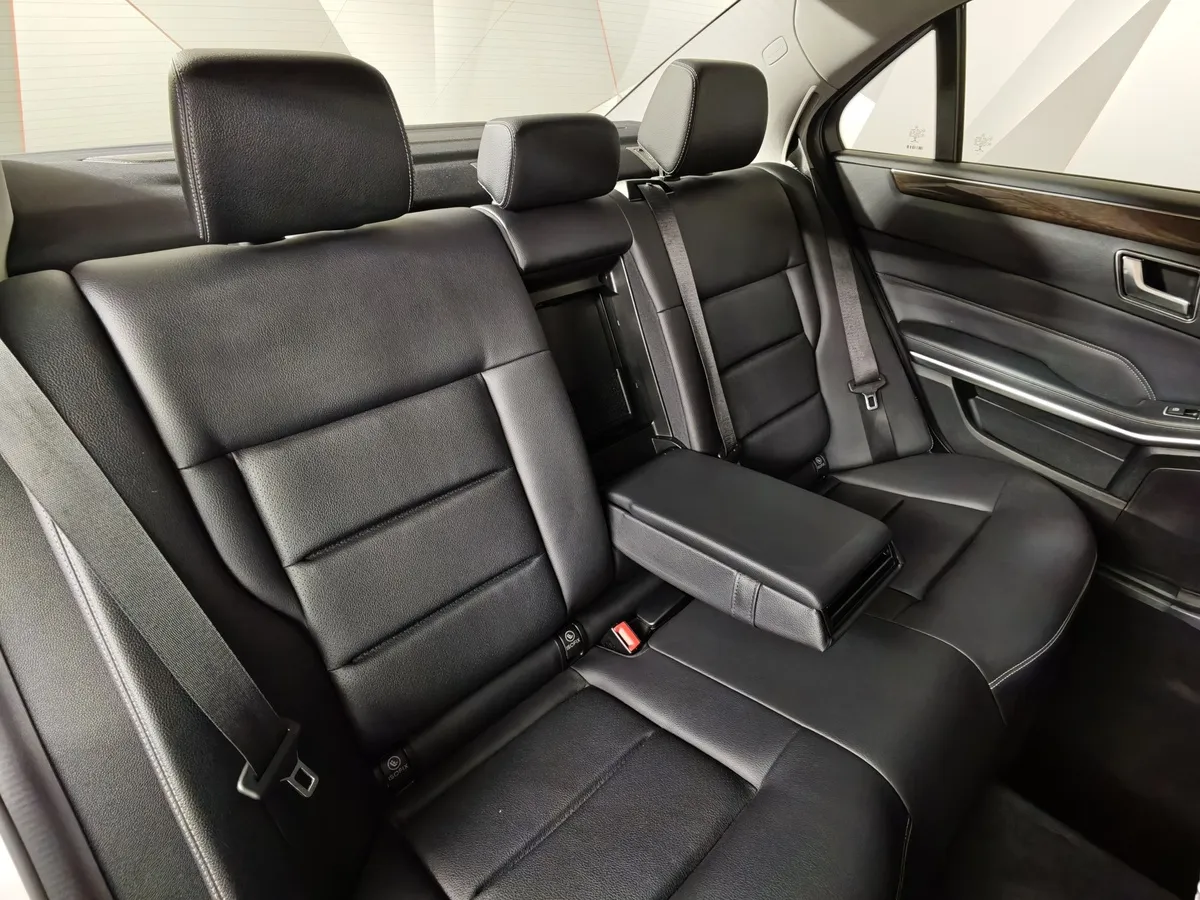 Mercedes-Benz E-Класс E 200 T BlueEfficiency 7G-Tronic Plus (184 л.с.) Белый в АВИЛОН. Слайд №17