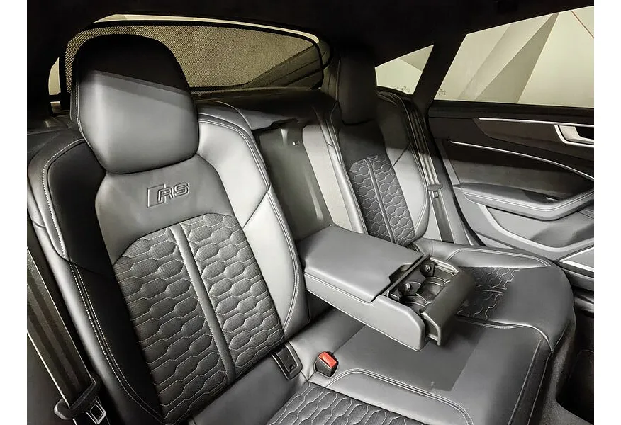 Audi RS 7 4.0 TFSI Tiptronic quattro (600 л.с.) Синий в АВИЛОН. Слайд №17