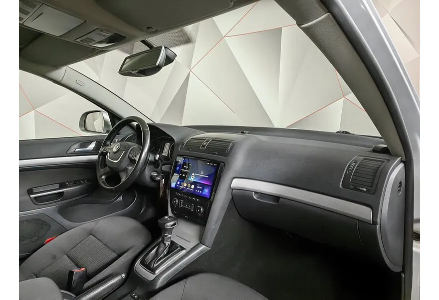 АВИЛОН - Skoda Octavia 1.8 TSI AT (152 л.с.) Серый - slide 11
