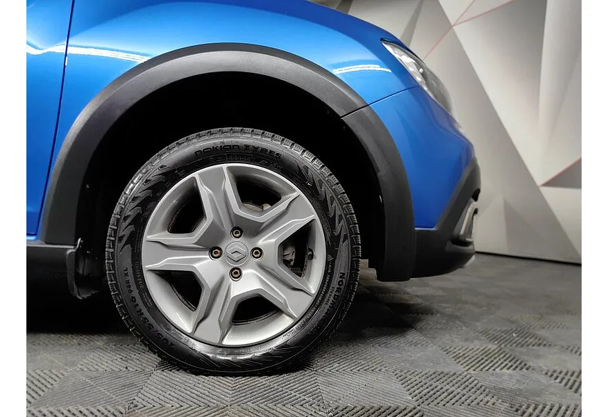 Renault Logan 1.6 AT FWD (102 л.с.) Синий в АВИЛОН. Слайд №9