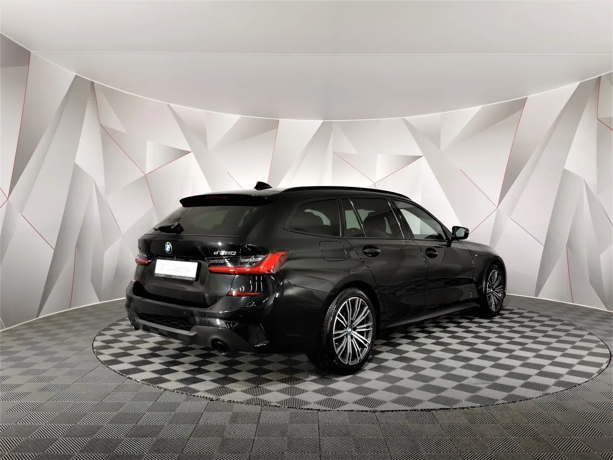 BMW 3 серия 320d xDrive (190 л.с.) M Sport Черный в АВИЛОН. Слайд №2